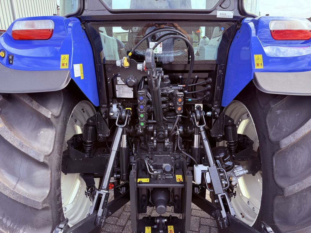 New Holland T5.120 Dual Command HILO 2025