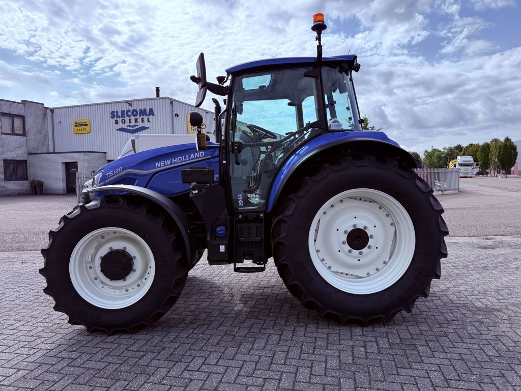 New Holland T5.120 Dual Command HILO 2025
