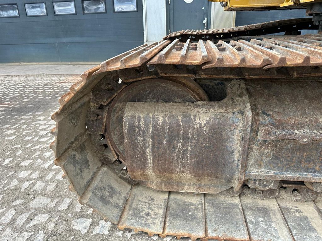 Caterpillar 335F L CR