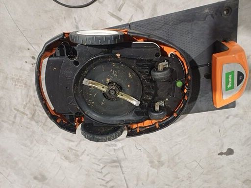 Stihl Maai ROBOT Robotmaaier maaier