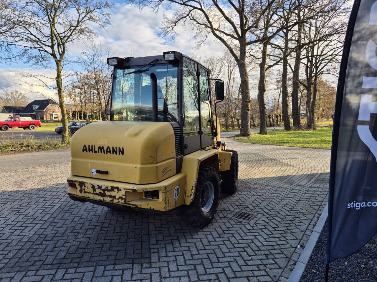 AHLMANN AS85 loader with weight of 7300 kgs