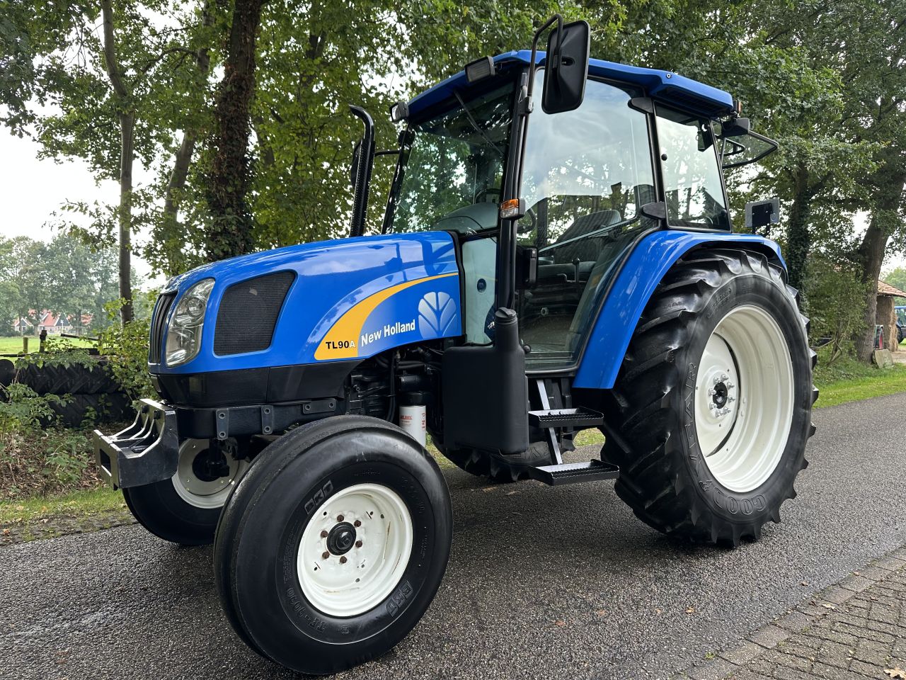 New Holland TL 90A 2WD