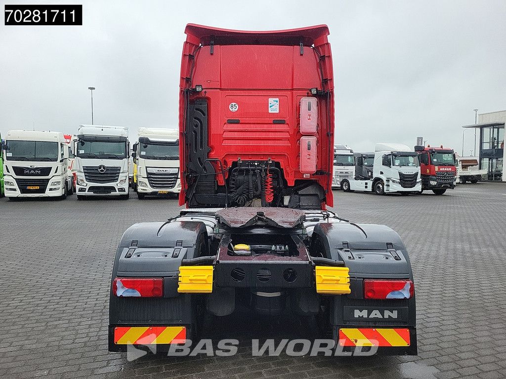 MAN TGX TGX 18.460 4X2 XXL Retarder 2x Tanks