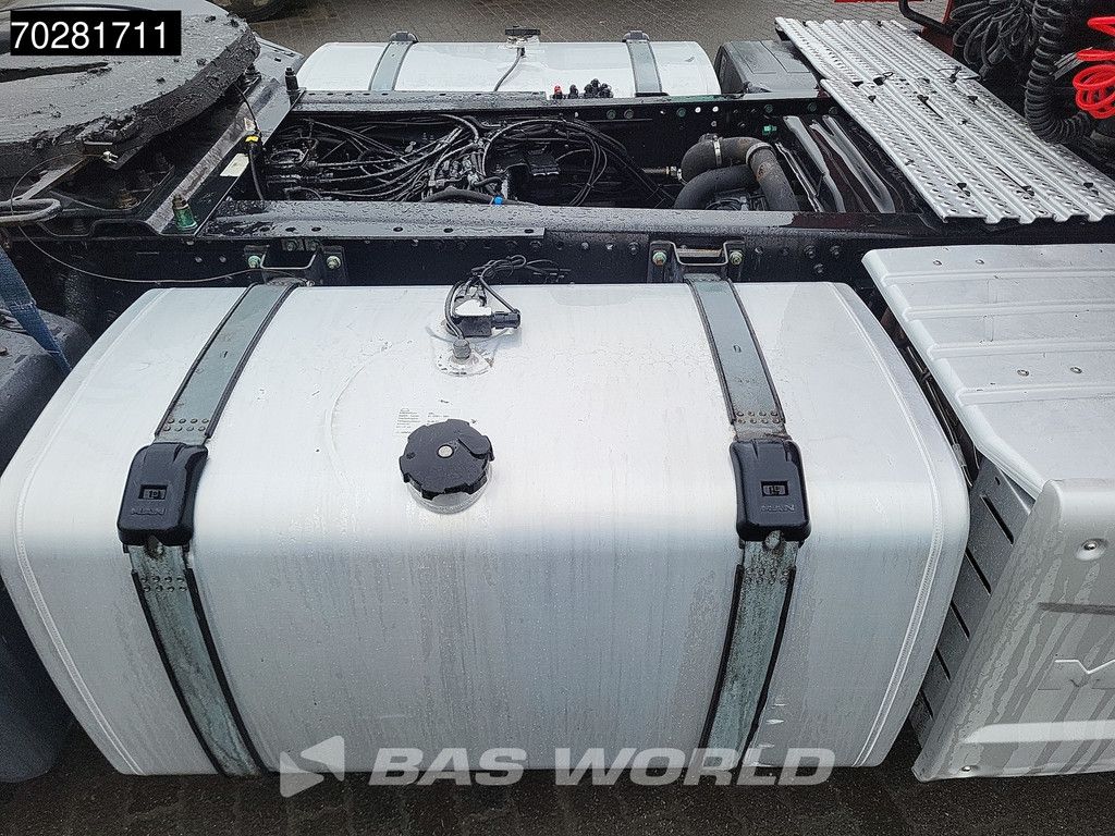 MAN TGX TGX 18.460 4X2 XXL Retarder 2x Tanks