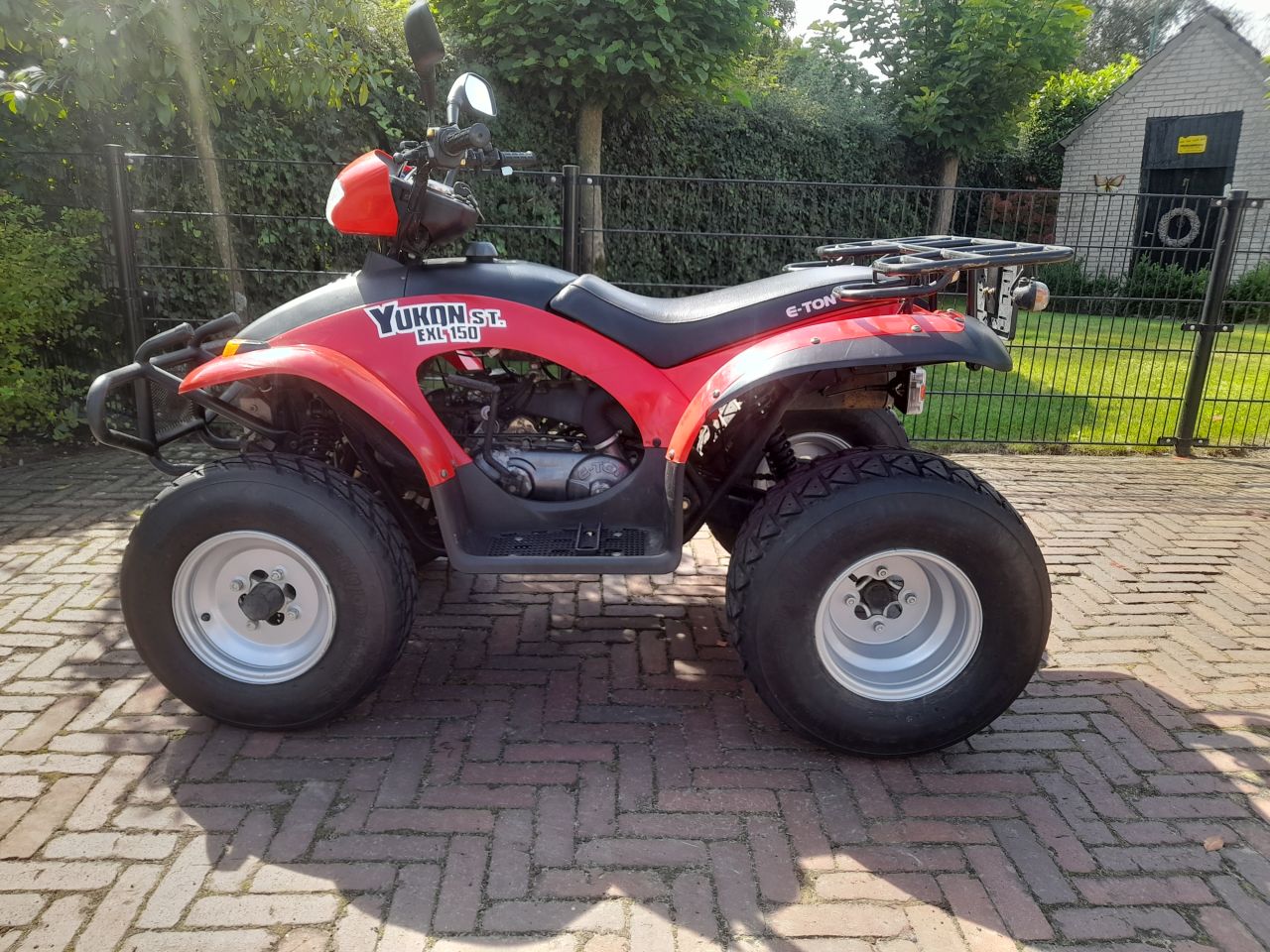 Eton Quad 150cc met autokenteken