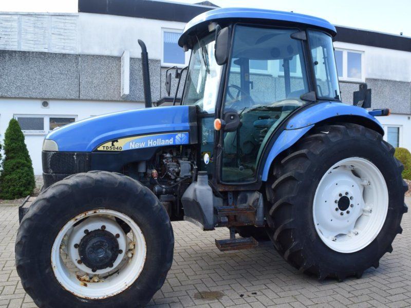 New Holland TD 5040
