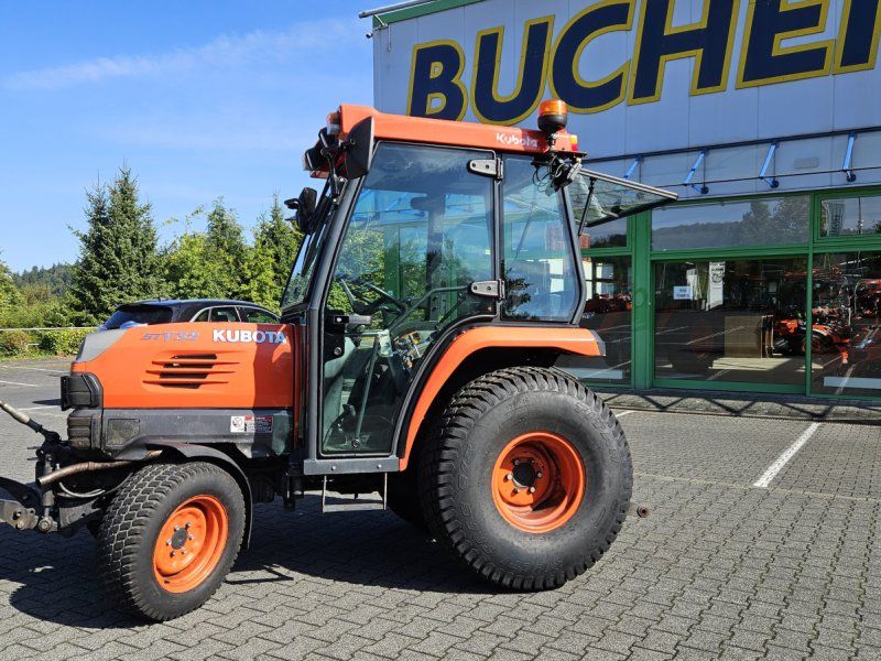 Kubota STV 32