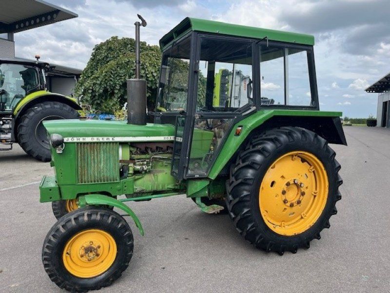John Deere 2030