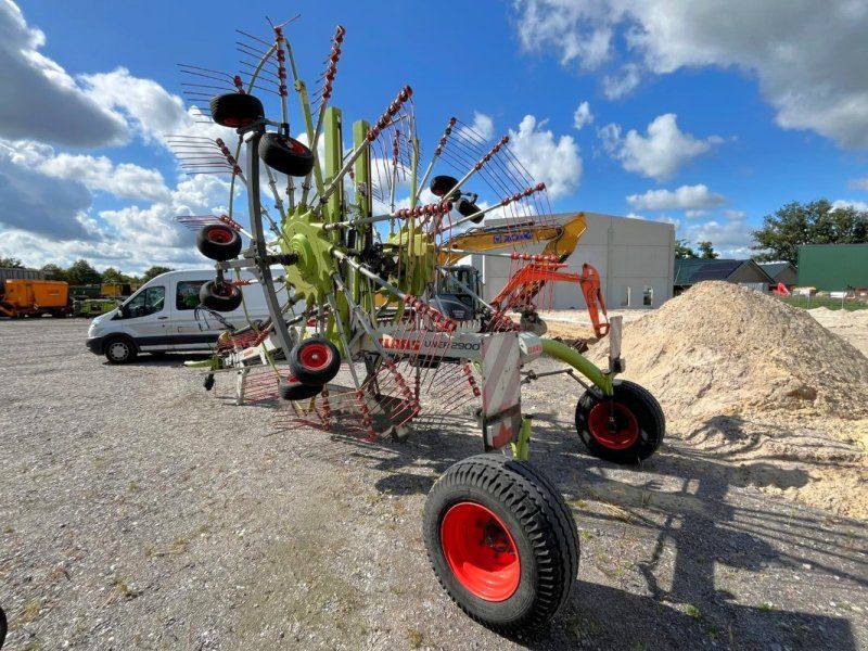Claas LINER 2900