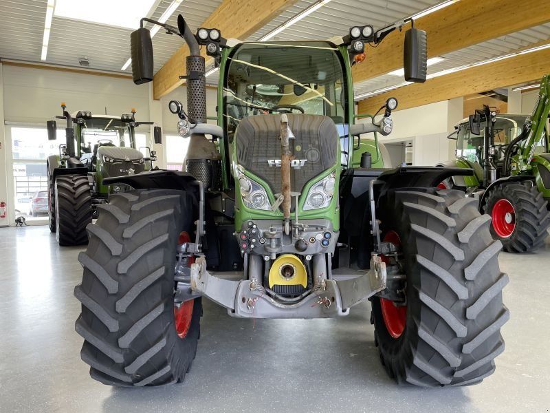 Fendt 718 VARIO SCR PROFI