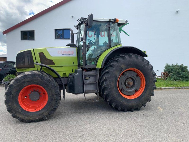 Claas Atles 946 RZ mit Frontkraftheber, Radgewichte