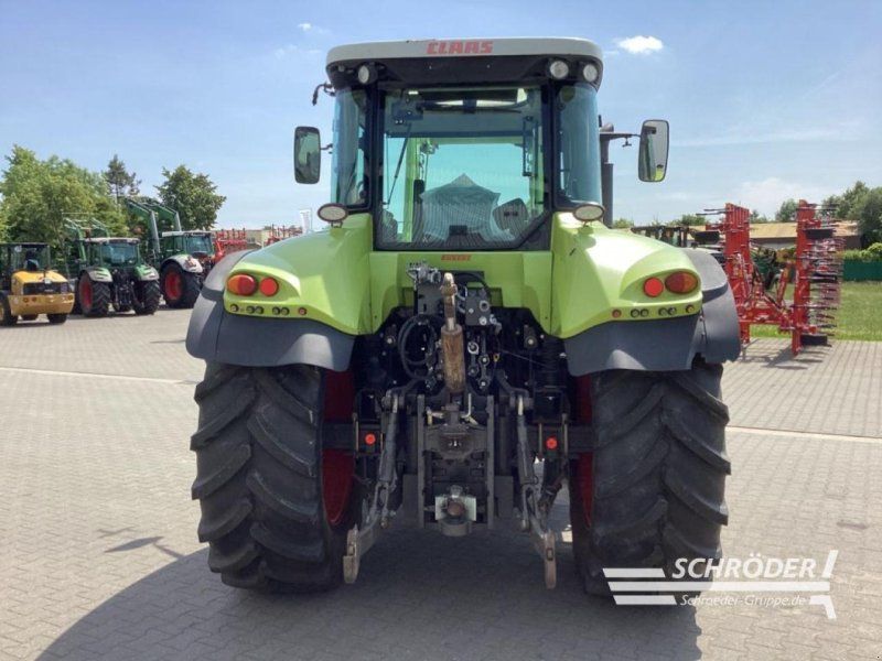 Claas ARION 520 CEBIS