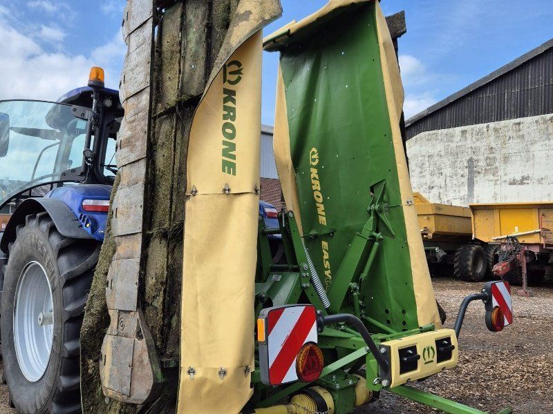 Krone Easy Cut B 890