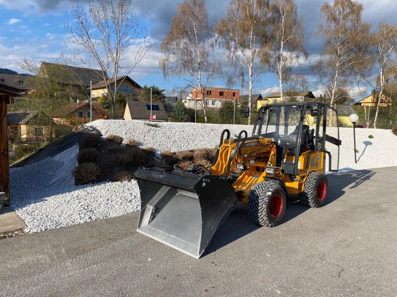 Knikmops KM180TE