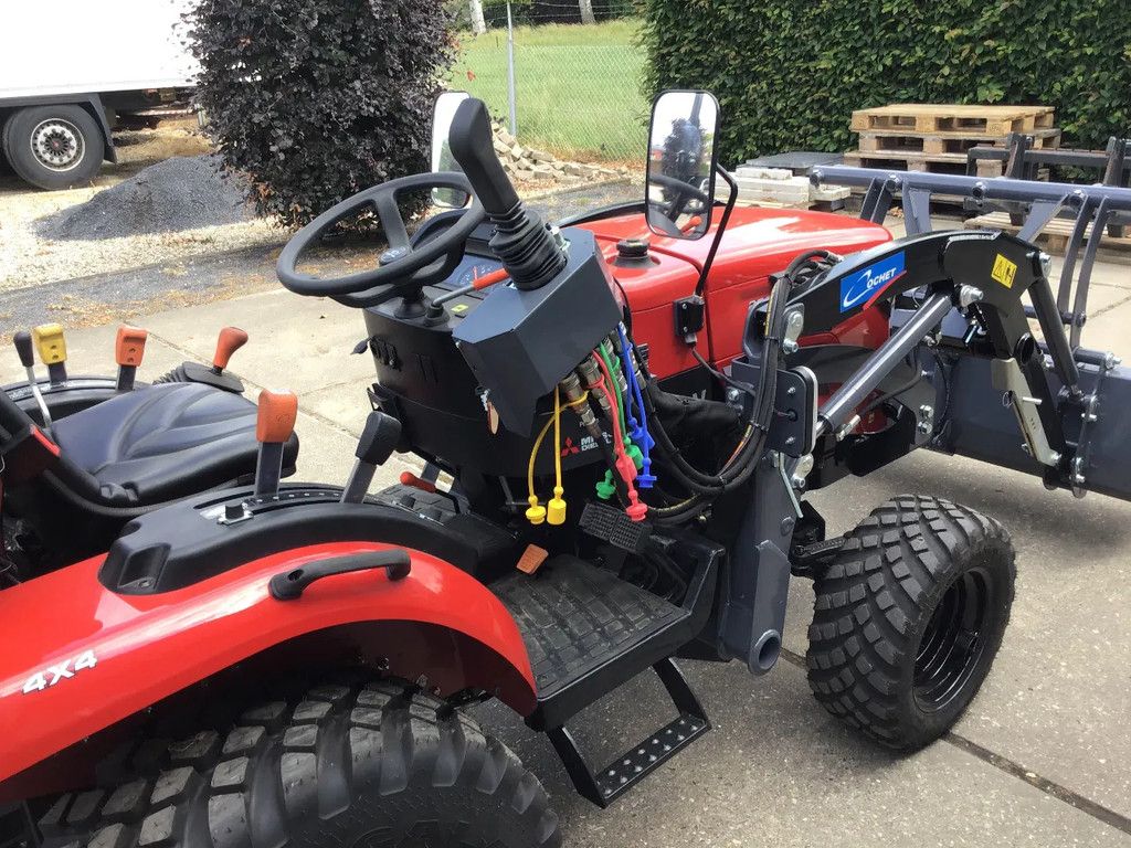 Captain Mini trekker Captain D263 met voorlader ACTIE