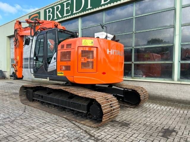 Hitachi ZX 225 US LC-5 B