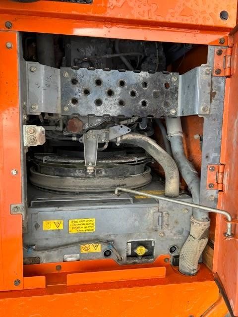 Hitachi ZX 225 US LC-5 B