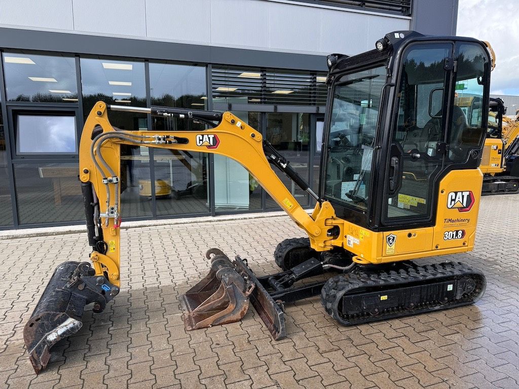 CAT 301.8