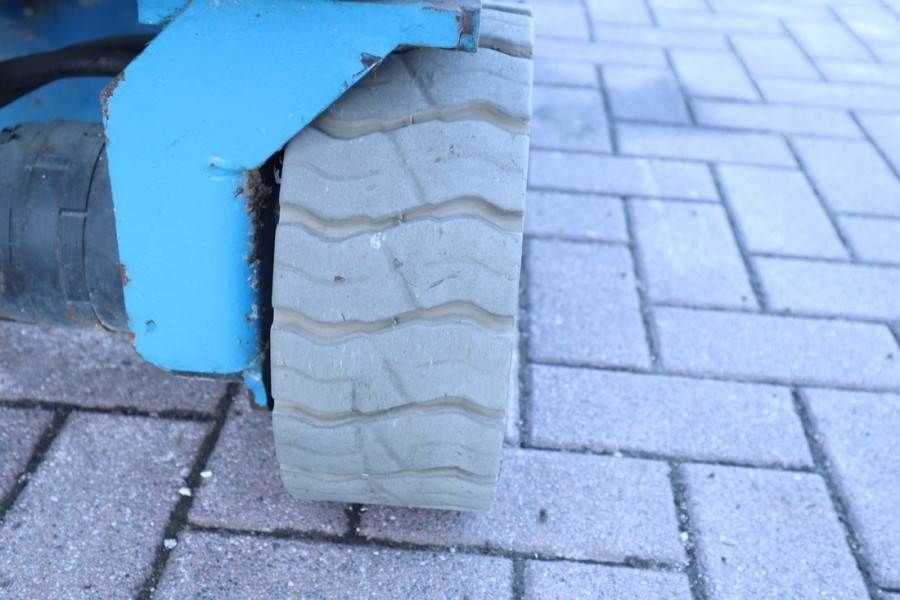 Genie GS1932 Electric, Working Height 7.8 m, 227kg Capac