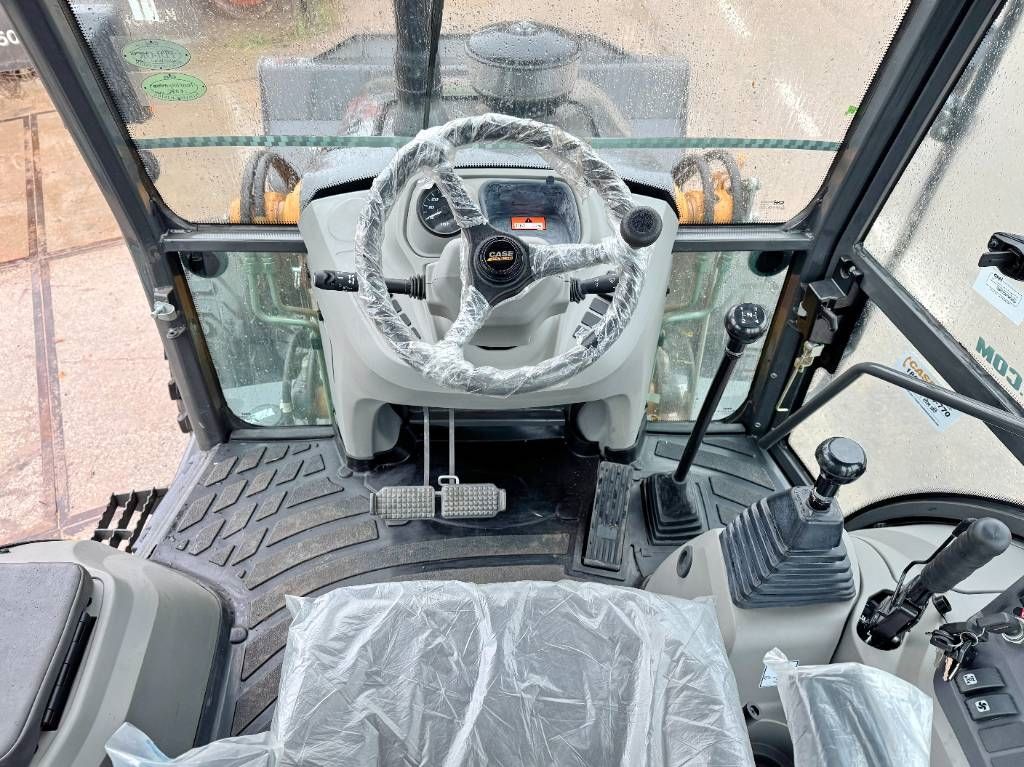 CASE 770EX 4WD - New / Unused / Hammer Lines