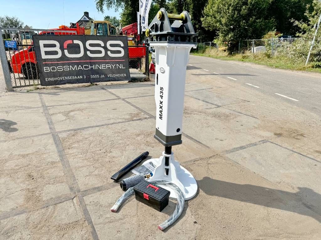 Maxx 435 Hammer (silent)- 6-9ton Machine- backhoe