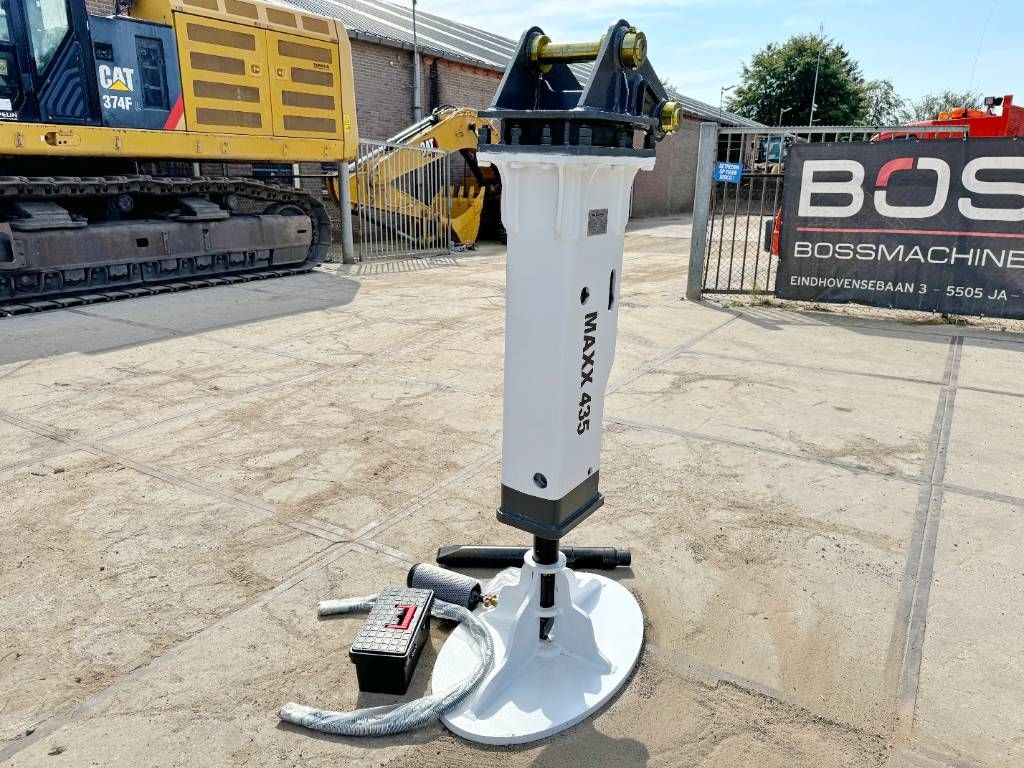 Maxx 435 Hammer (silent)- 6-9ton Machine- backhoe