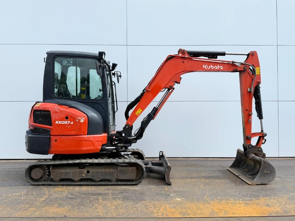 Kubota KX037-4 - Hammer Lines / Quick Coupler