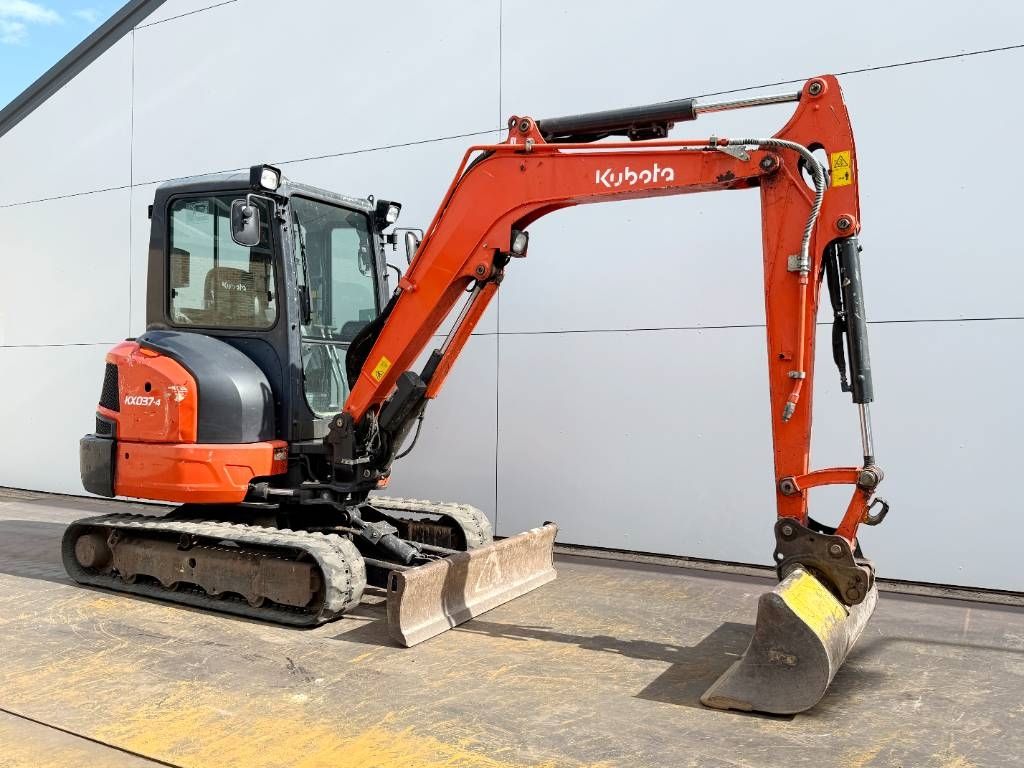 Kubota KX037-4 - Hammer Lines / Quick Coupler