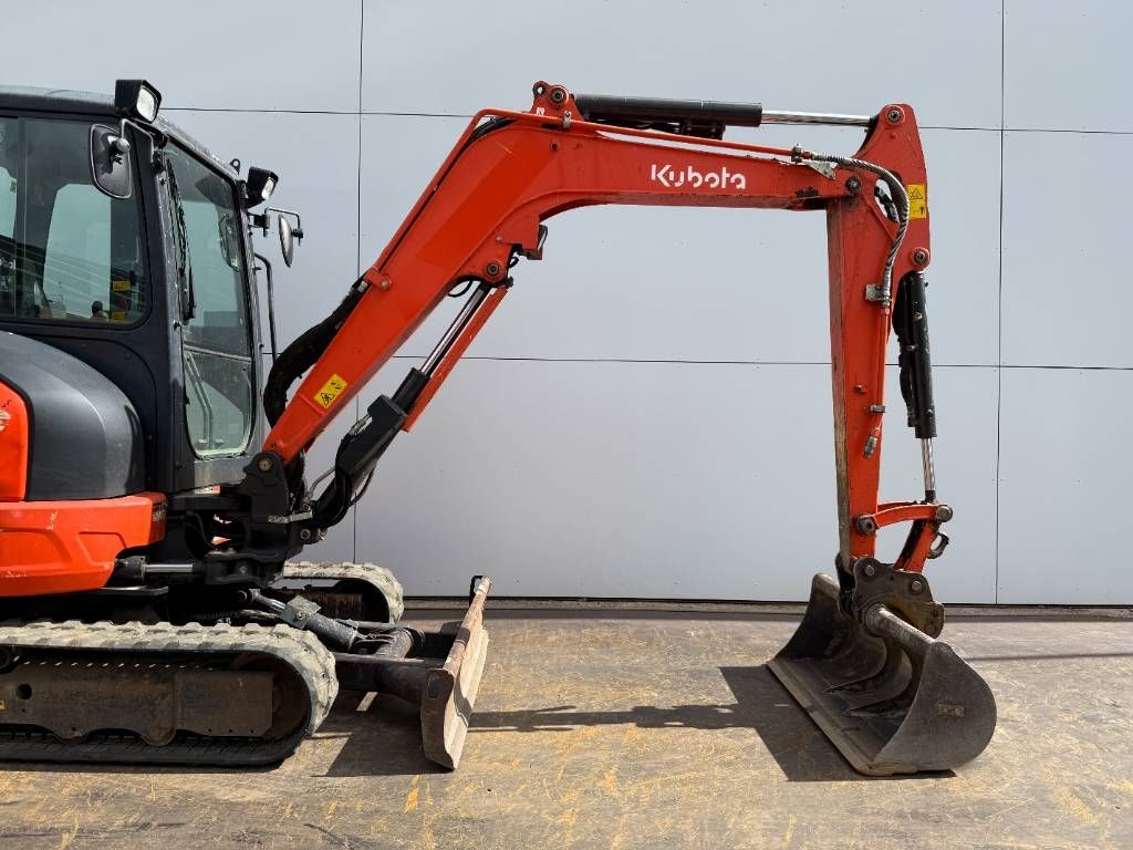 Kubota KX037-4 - Hammer Lines / Quick Coupler