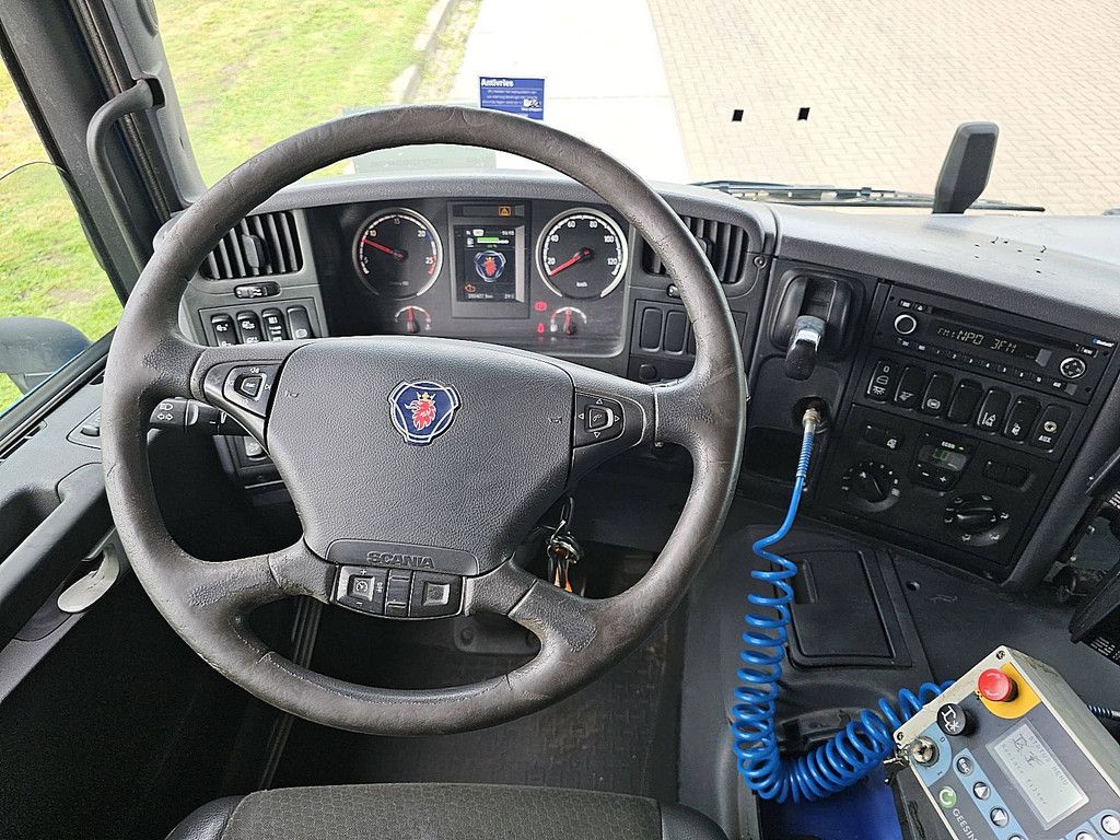 SCANIA P320