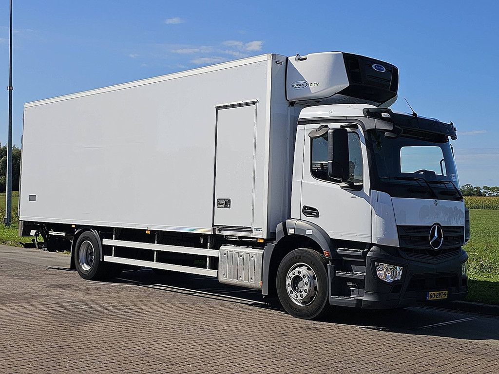 MERCEDES-BENZ ACTROS 1924 L carrier 1250 mt lift