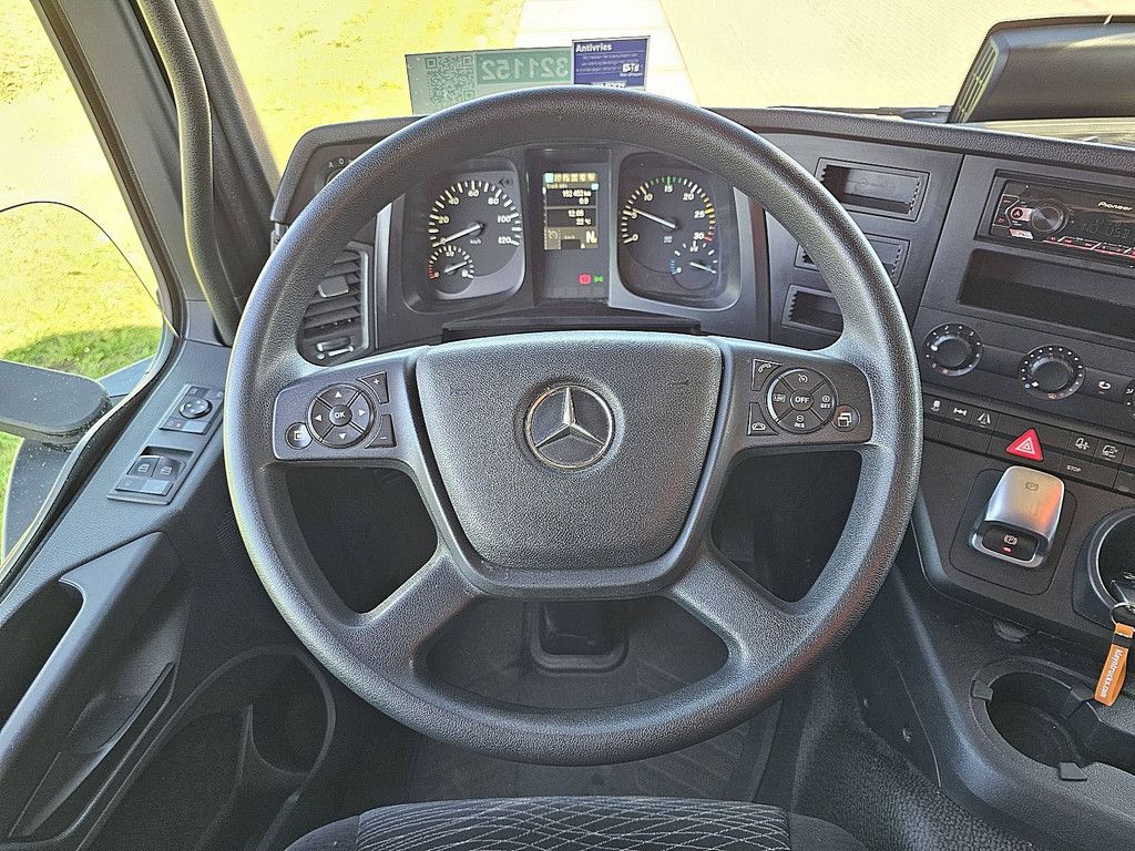 MERCEDES-BENZ ACTROS 1924 L carrier 1250 mt lift
