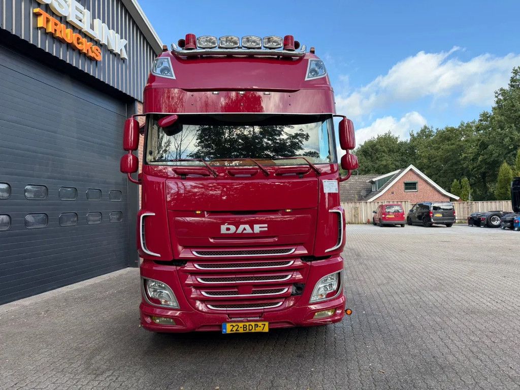 DAF XF 460 SSC Super Space Manual Hydraulic Special interior