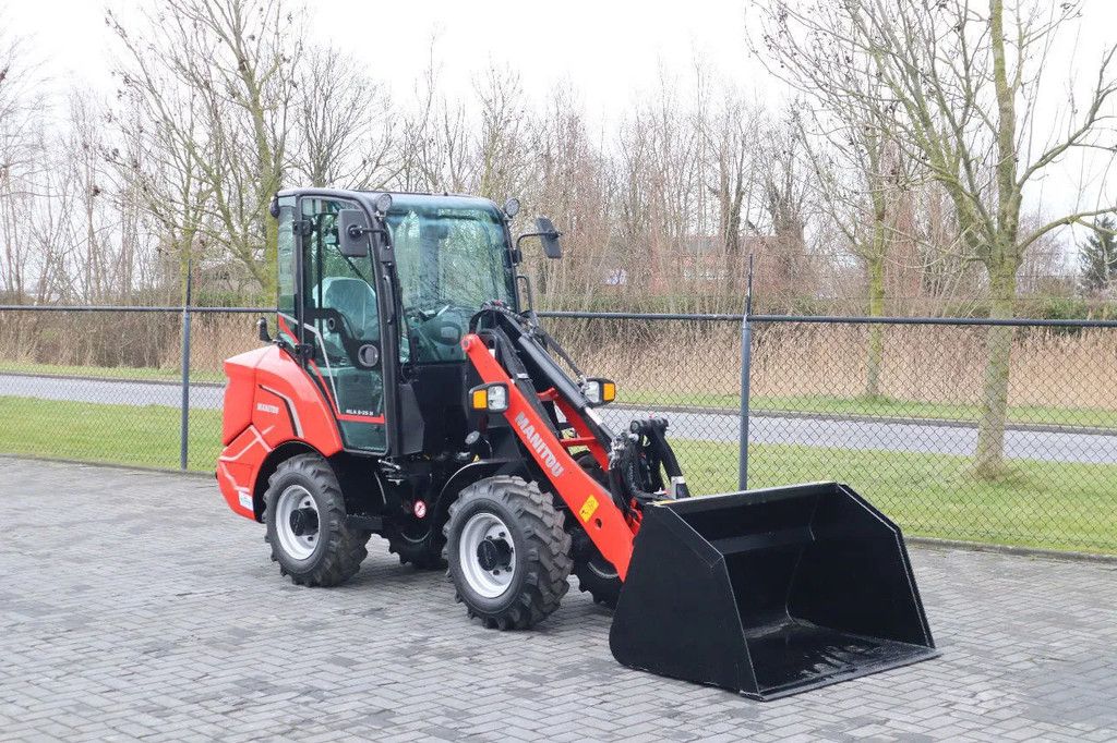Manitou MLA 3-25 H | BUCKET | QUICK COUPLER | NEW UNUSED