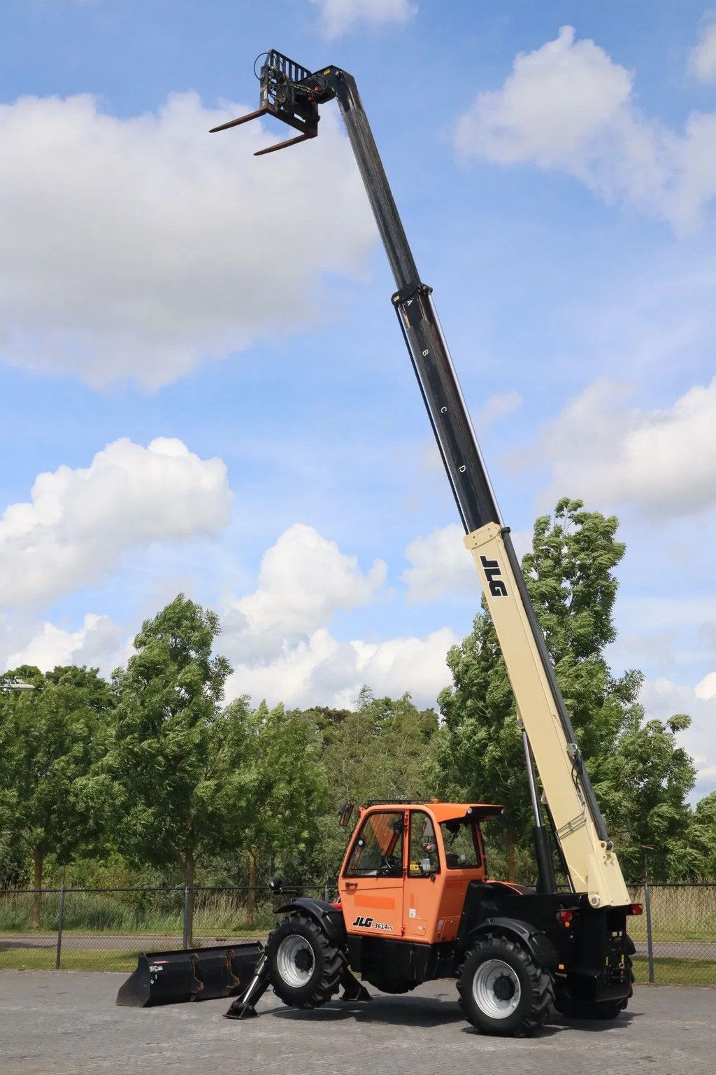 JLG 3614 RS | HYDR. FORKS | BUCKET | LOW HOURS