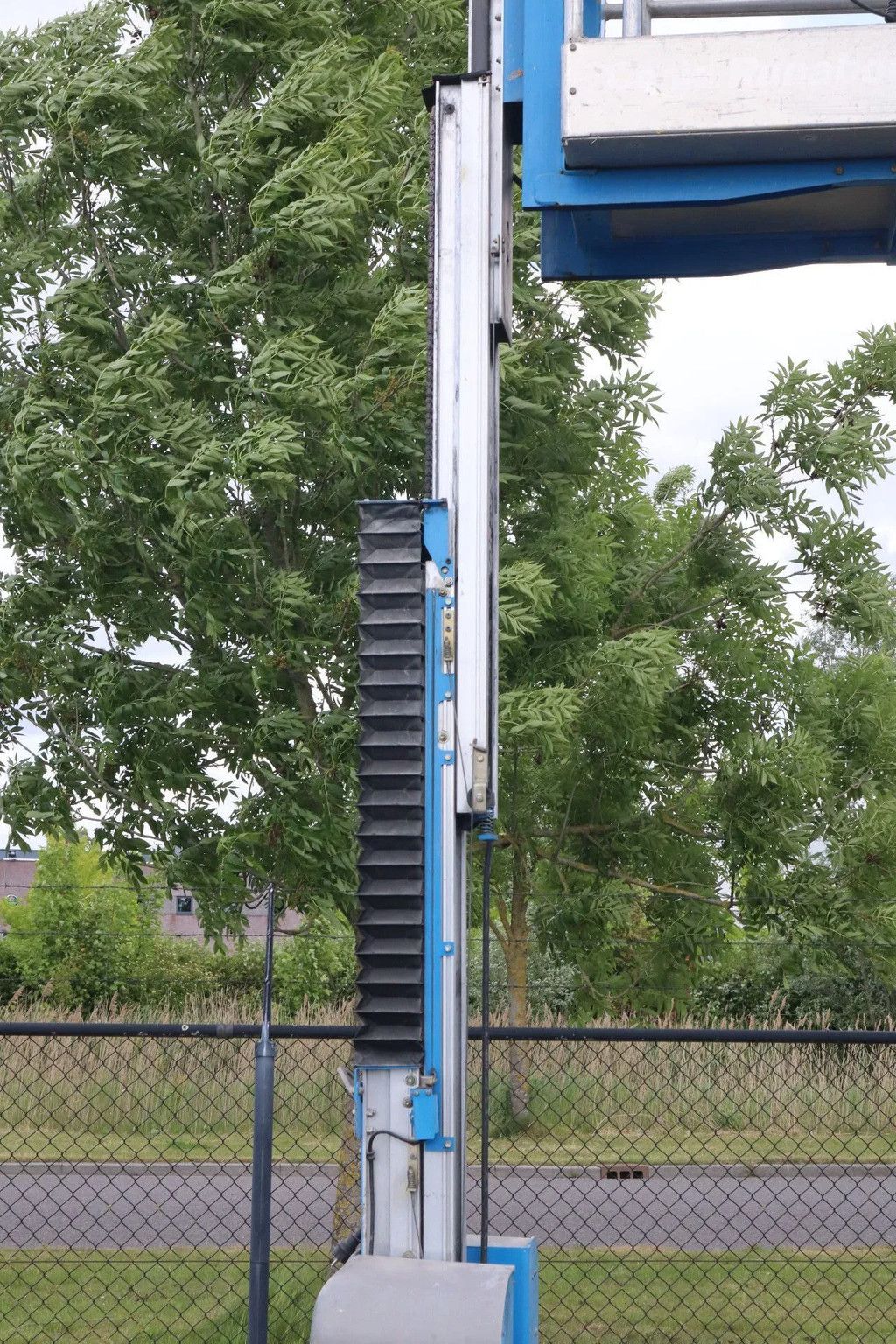 Genie GR-12 | 5.45 METER | 227 KG | MULTIPLE UNITS