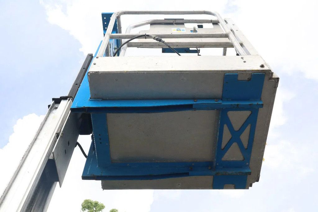 Genie GR-12 | 5.45 METER | 227 KG | MULTIPLE UNITS