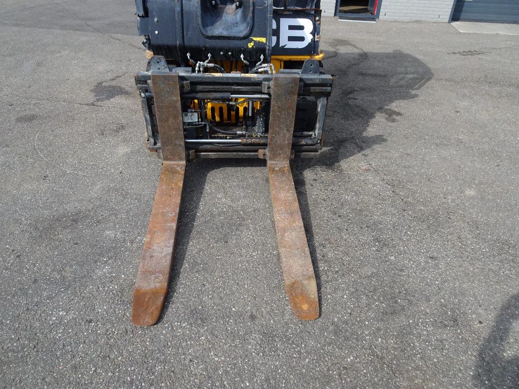 JCB TLT30