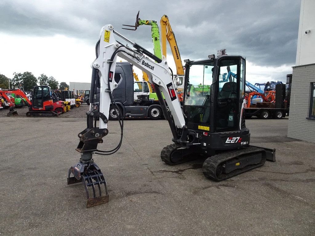 Bobcat E27Z