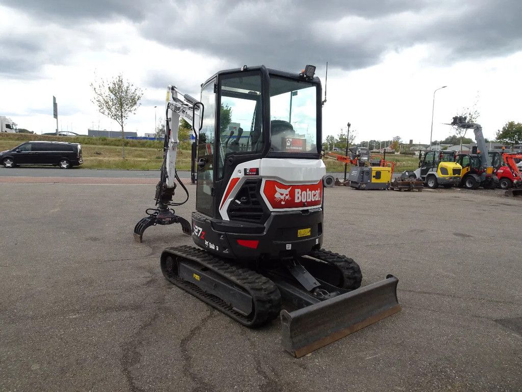 Bobcat E27Z
