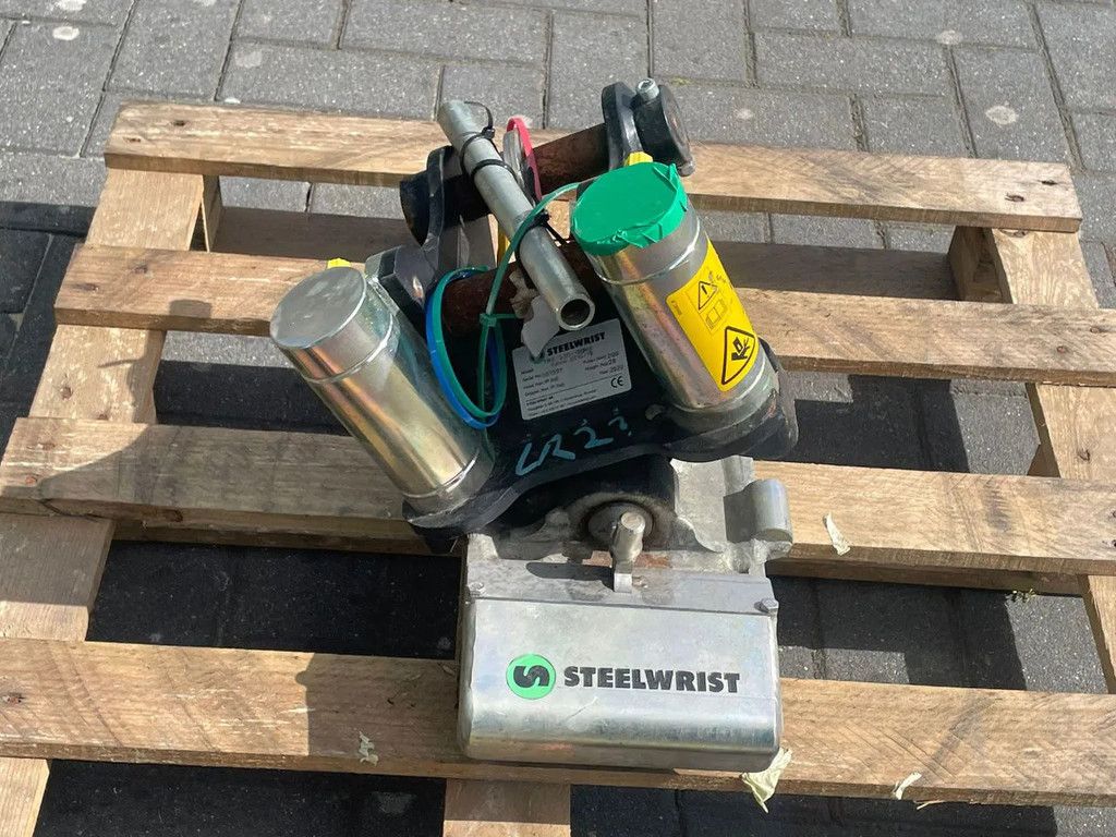 STEELWRIST TMX S30 -180HA | TILT QUICKCOUPLER | TILTING COUPLER | NEW