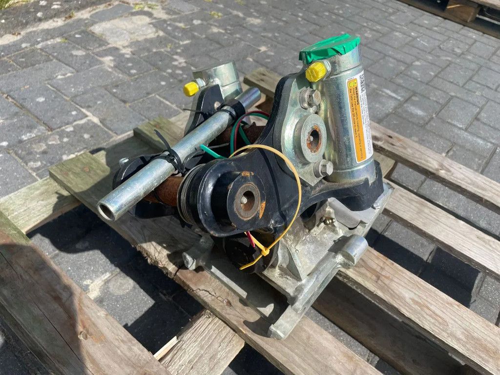 Sanderson STEELWRIST TMX S30 -180HA | TILT QUICKCOUPLER | TILTING COUPLER | NEW