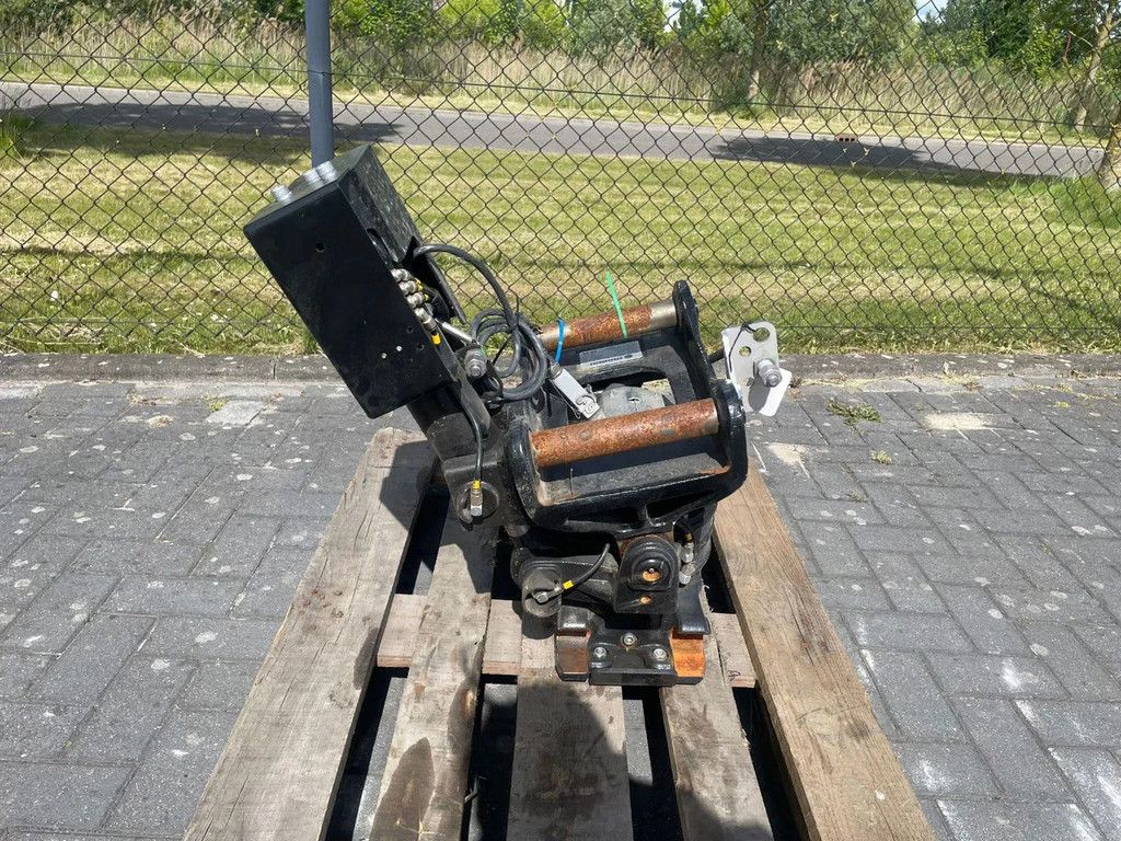 STEELWRIST STEELWRIST X06 S40 | TILT ROTATOR | VLS | FPL | RF | NEW / UNUSED