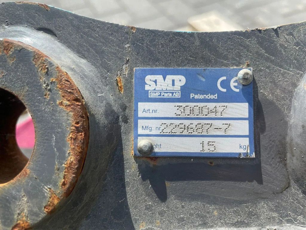 SMP S30 | HALF-AUTO QUICK COUPLER | SNELWISSEL | VOLVO EC18