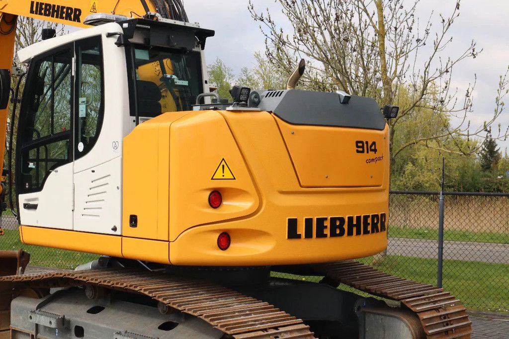 Liebherr R914 COMPACT S | ROTOTILT | 3X BUCKET | DOZERBLADE