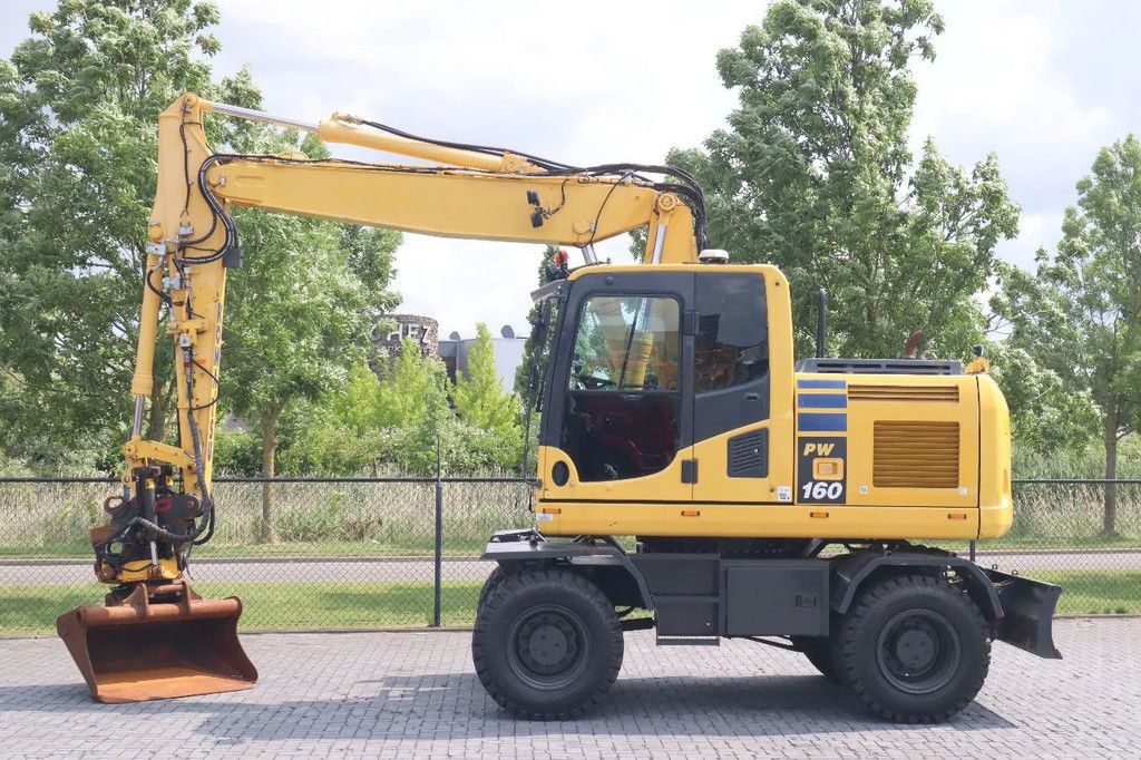 Komatsu PW 160-10 | ROTOTILT | NEW TIRES