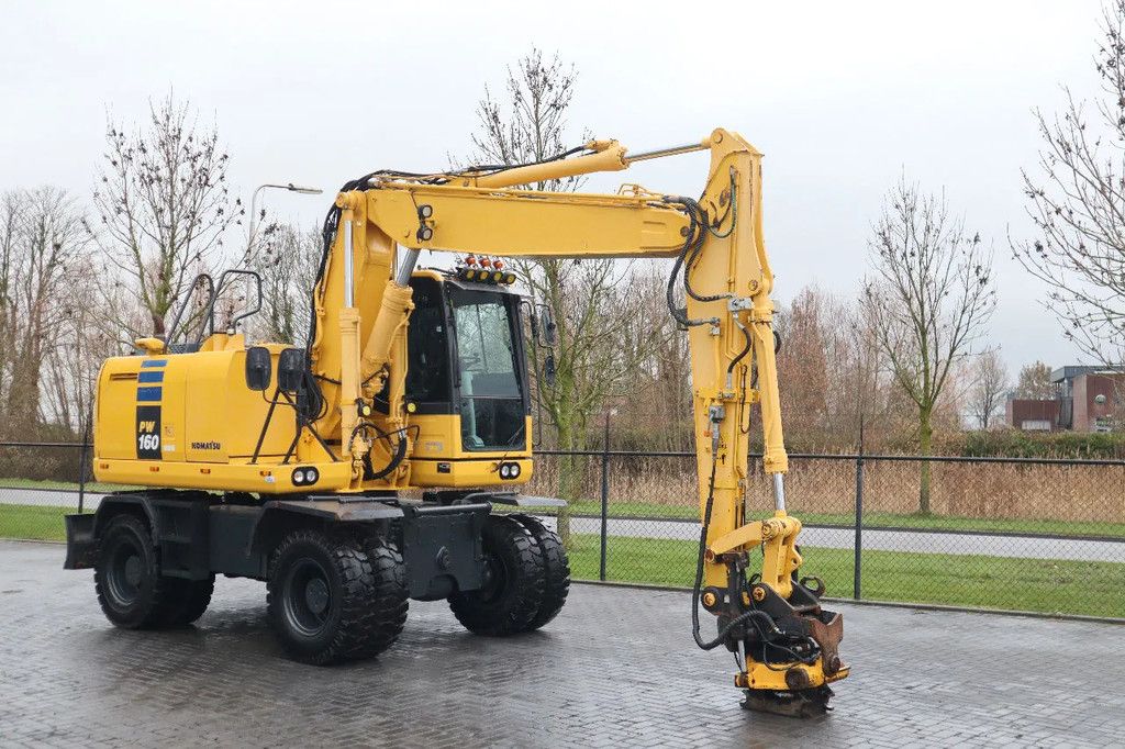 Komatsu PW 160-10 | ROTOTILT | NEW TIRES