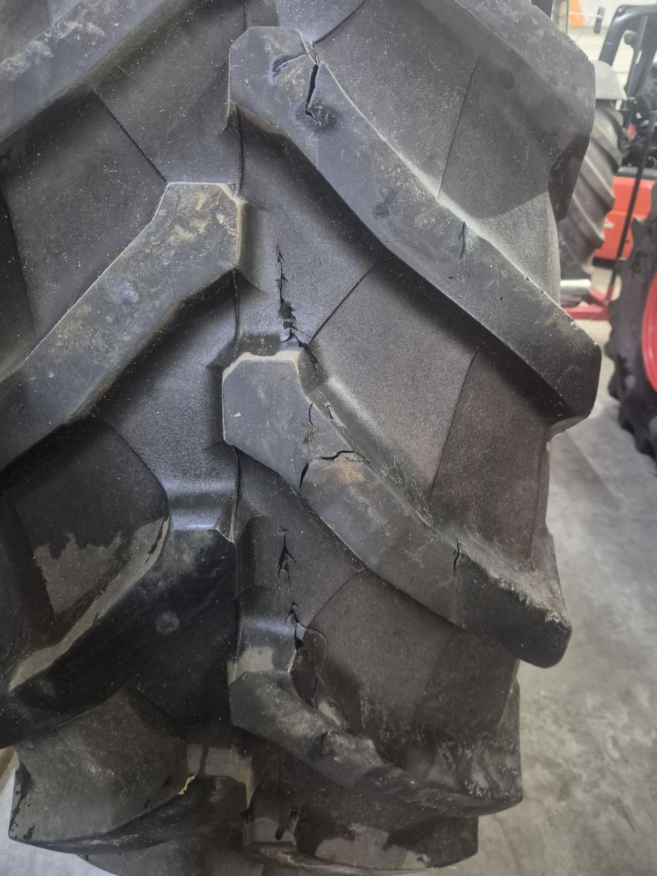 Set banden Pirelli 600x65x38 tm 800
