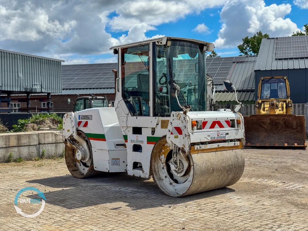 Caterpillar CB434D