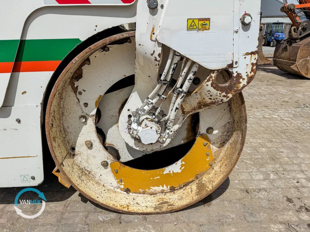 Caterpillar CB434D
